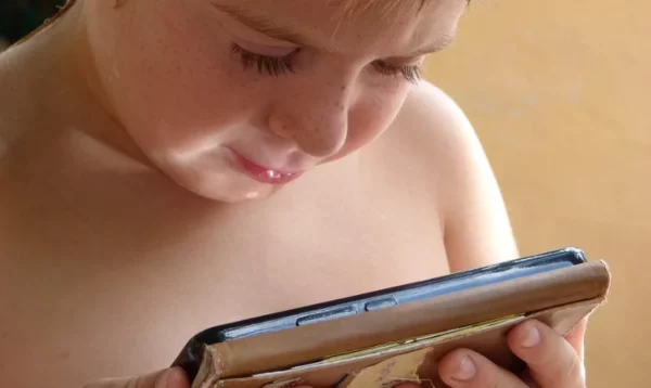 La visión tiene un rol fundamental en el rendimiento escolar.