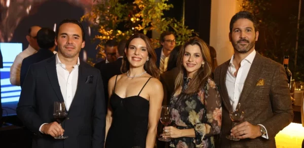 Roberto Martínez, Carmen Brache, Graciela de Ramón y Leonardo del Monte.