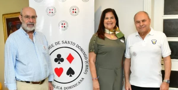 Miembros del club en la celebración.