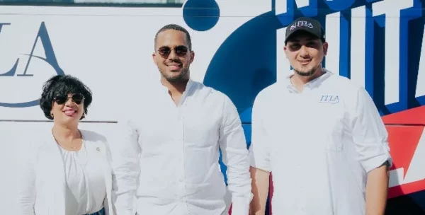 Rafael Féliz García, rector del ITLA, junto a colaboradores.