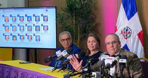 Con la elección de la Comisión de Disciplina, el PLD empezó a aplicar sanciones conforme a la vigente ley de partidos.  ARCHIVO