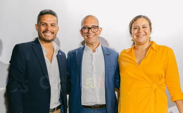 Ignacio Peñalver,    Robert Cruz y Violeta Vargas.