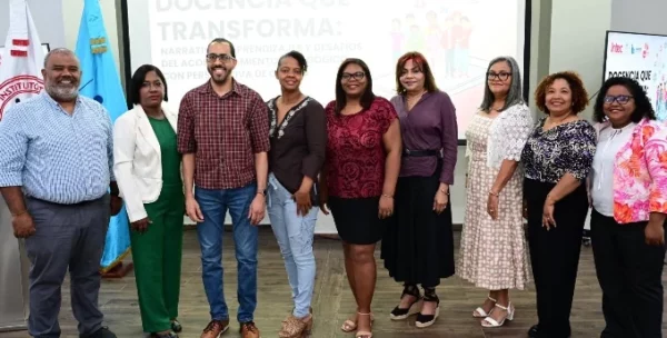 Representantes del centro en el seminario.