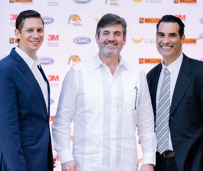 Pedro Arias, Javier González y Edgar Argüello. Pedro Arias, Javier González y Edgar Argüello.