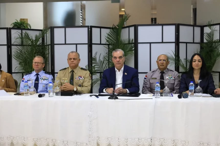 Abinader-policía Abinader-policía