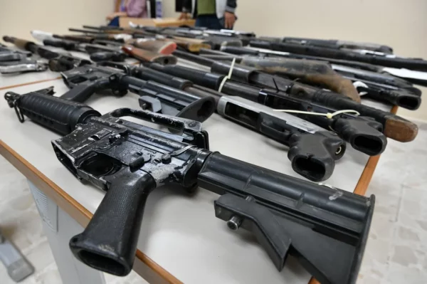 Armas decomisadas por las autoridades