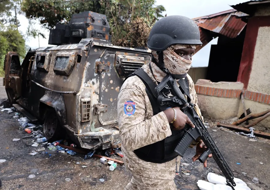 Armas_Policia_Haiti Armas_Policia_Haiti