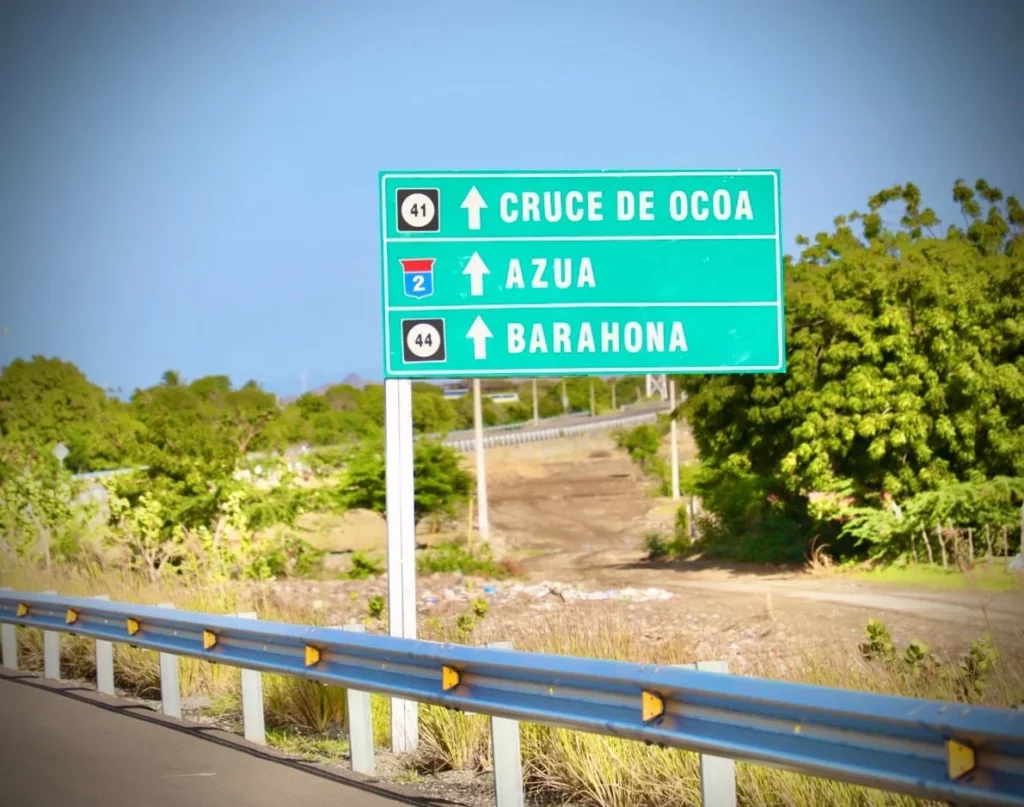 La nueva circunvalación de Baní reduce tiempos de viaje hasta una hora para el sur del país