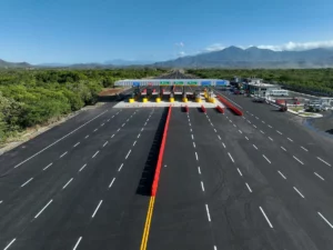 Circunvalación de Baní constituye un hito para el desarrollo de la región sur.