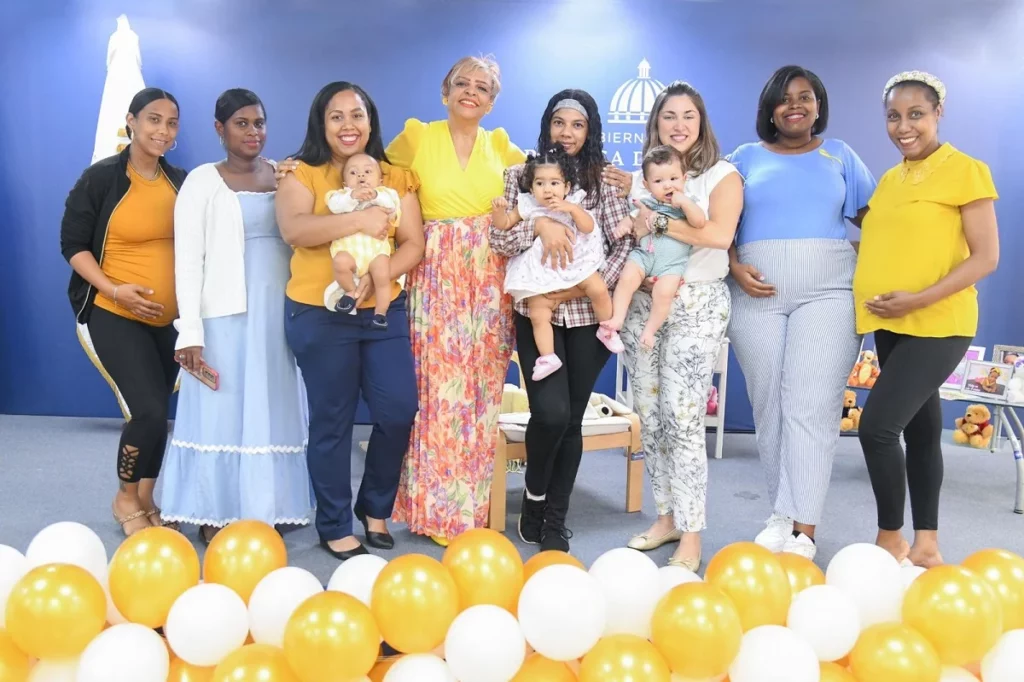 Conmemoración de noveno aniversario de la Sala Amiga de la Familia Lactante reunió a embarazadas, madres junto a sus bebés, funcionarios e invitados especiales.
