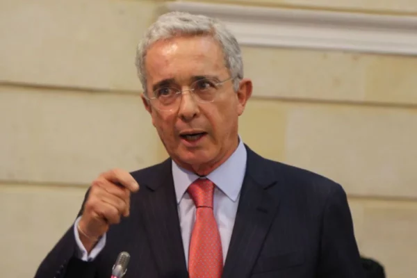 Álvaro Uribe