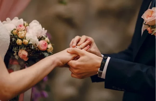 EE.UU podrá deportar matrimonios ilegales