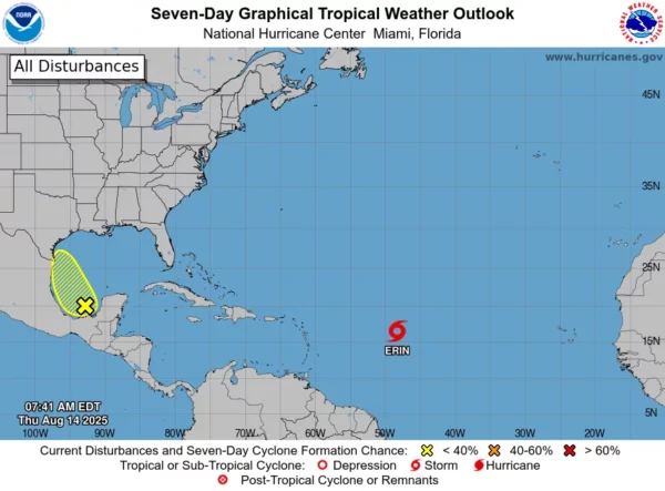 La tormenta tropical Erin avanza en su paso hacia a las islas del Caribe