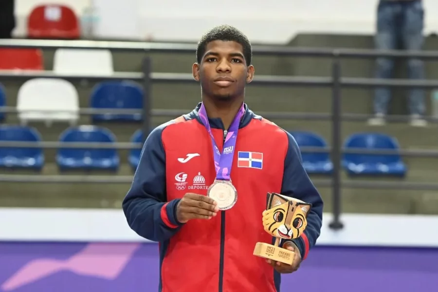 LUCHA-Yorkis Carvajal Lerbours se adjudicó la medalla de bronce en lucha estilo greco LUCHA-Yorkis Carvajal Lerbours se adjudicó la medalla de bronce en lucha estilo greco