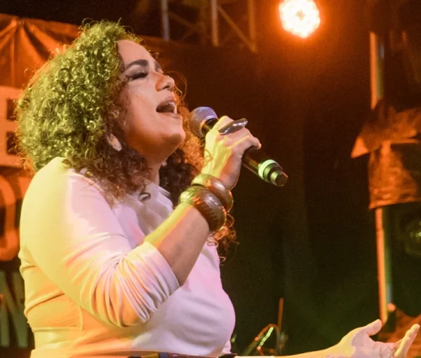 Laura Rivera, cantante de Retro Jazz