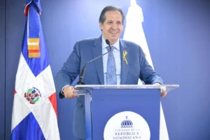 Ministro de Salud, Víctor Atallah, definió la lactancia materna como la medida más costo-efectiva para la salud materno-infantil.
