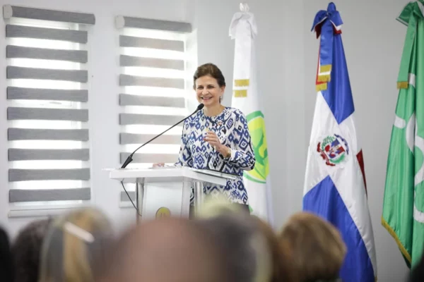 Raquel Peña resalta aportes de la mujer dominicana pj
