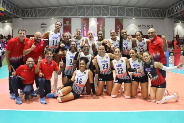 Las dominicanas celebran su pase a la final de la XXII Copa Panamericana
