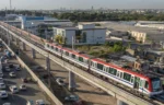 Metro de Santo Domingo en una estación elevada