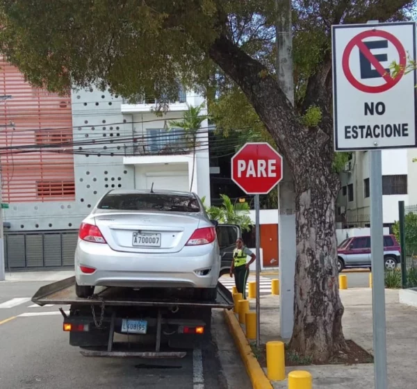 Multas, parquéate RD