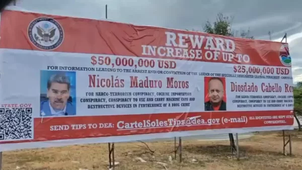 Valla con recompensa por Maduro y Cabello