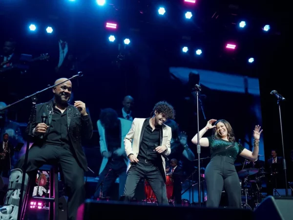 Zulinka y Miguel, junto a su sobrino Ian Marc