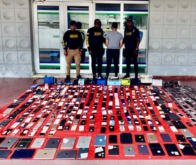 celulares policias