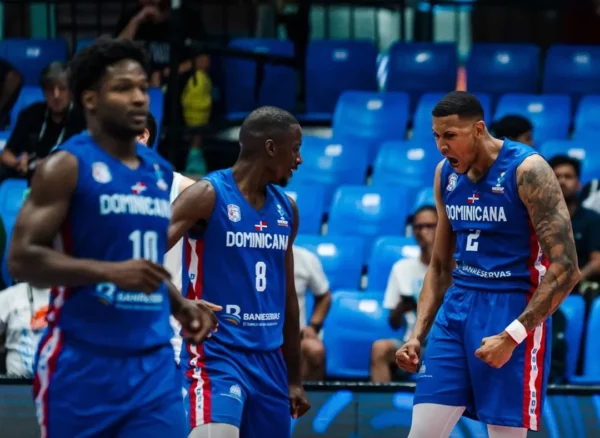 Andres Feliz, David Jones y Angel Núñez