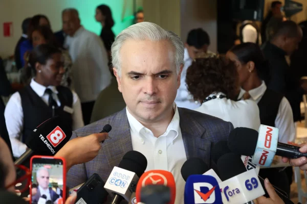 El ministro de Educación, Luis Miguel De Camps.