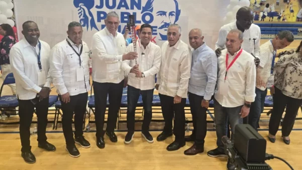 Ministro Kelvin Cruz inaugura Juegos Juan Pablo Duarte en Nueva York