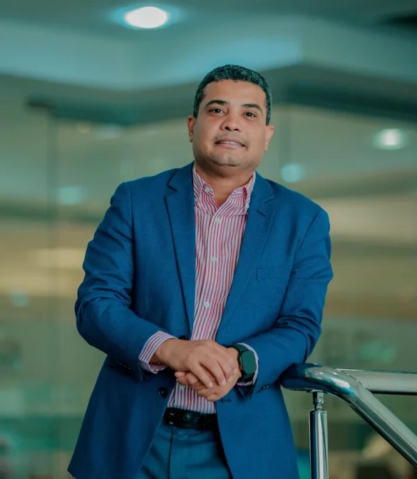 periodista Joan Vargas-periódico El Día