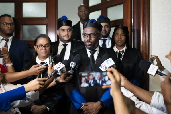 wilson camacho fuera de la audiencia