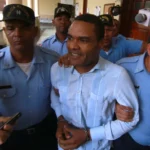 Jueces aplazan decisión sobre permiso laboral de Donni Santana por ausencia de abogado