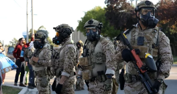 Migración dice que saca de las calles a delincuentes violentos.