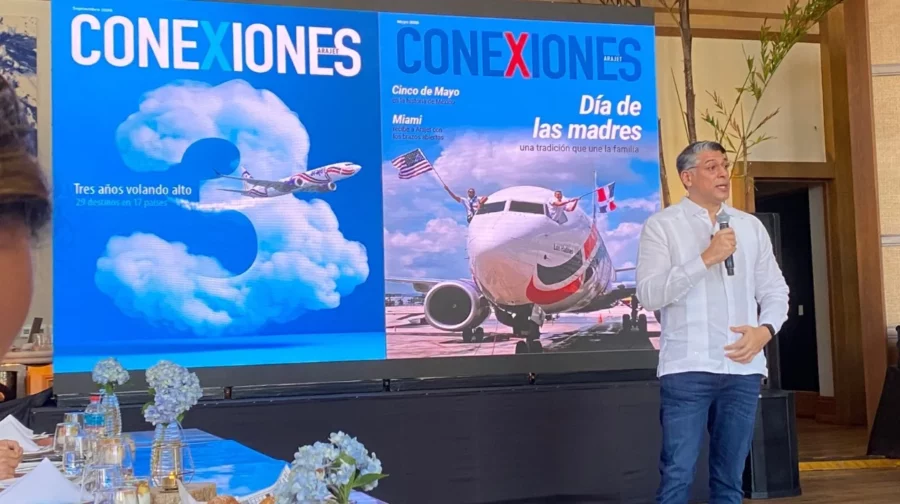 Víctor Pacheco Méndez, director general de la aerolínea  Arajet, ofrece detalles de las rutas.