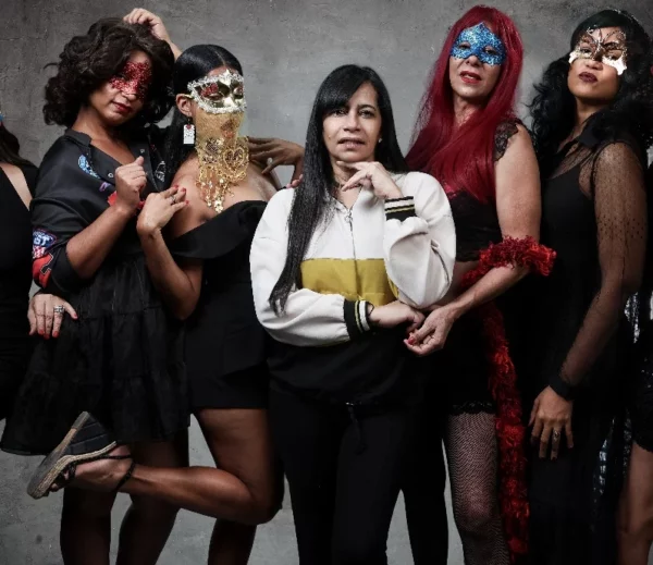 Elenco del espectáculo teatral “Las ninfómanas”.