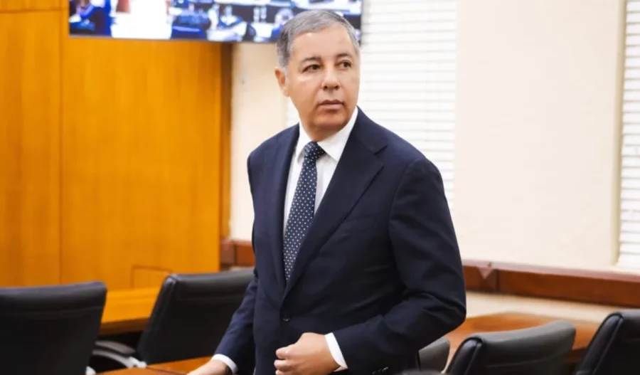 Donald Guerrero, exministro de Hacienda, en la sala de audiencia.  fuente externa