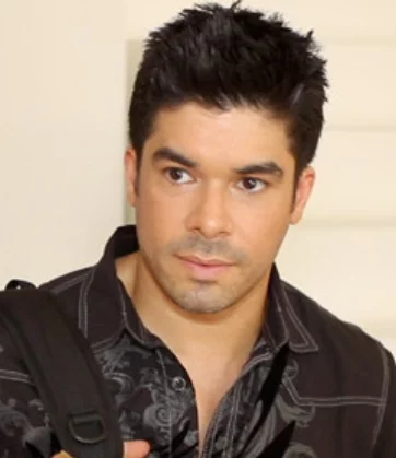 El salsero puertorriqueño Jerry Rivera estrena disco.