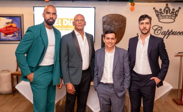 Actor Vicente Santos , Orestes Amador,  director; Juancito Rodríguez, productor, y Yasser Michelén .