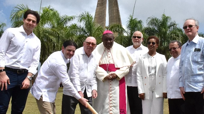 La ceremonia simboliza el compromiso de unir tradición, cultura y desarrollo.