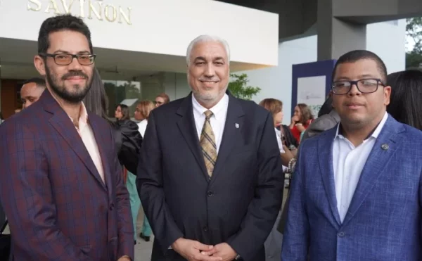 Emín Rivera, Erik Pérez Vega y Alvin Rodríguez.