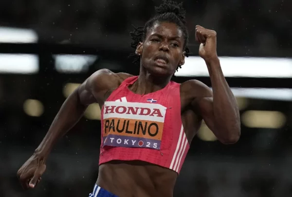 Marileidy Paulino durante la final de los 400 metros