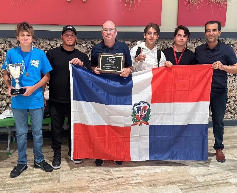 Pilotos dominicanos, subcampeones del Nacam Games. Pilotos dominicanos, subcampeones del Nacam Games.