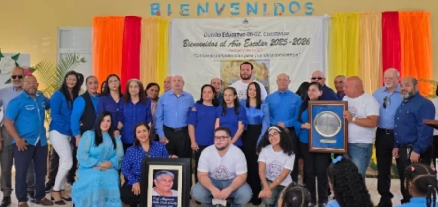 Estuvieron sus familiares liderados por sus hijos  Milagros, Julio,  Ramón Antonio, Anselmo, Miguel, José Amado, María del Rosario, Jorge, Félix,  Leyda, Manuel, Mirian, Marta,  Juan y Félix Jiménez.