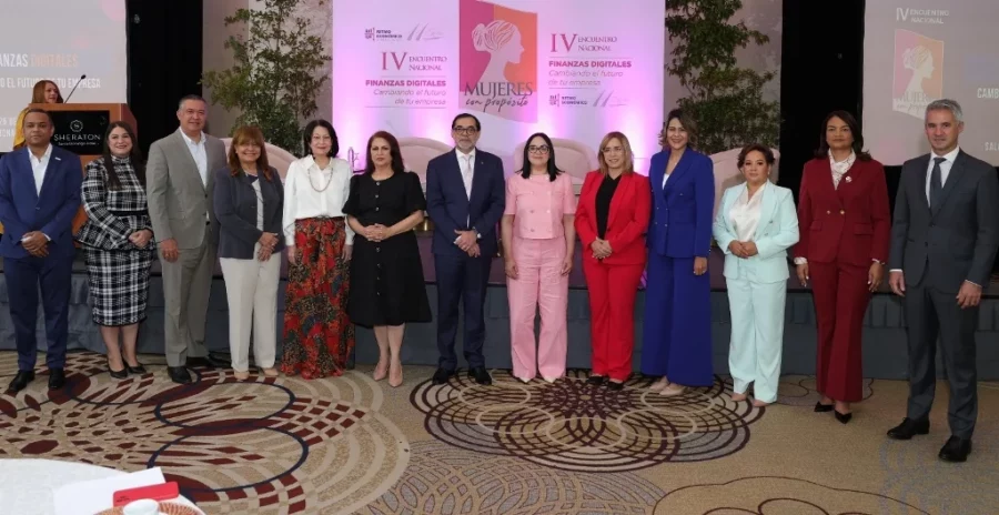 Oradores del IV Encuentro Mujeres con Propósito organizado por la revista Ritmo Económico. Oradores del IV Encuentro Mujeres con Propósito organizado por la revista Ritmo Económico.