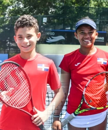 Dos integrantes de la selección dominicana. Dos integrantes de la selección dominicana.