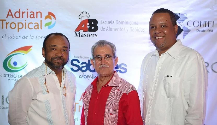 Luis Marino López,  Bolívar Troncoso Morales y Juan Febles.