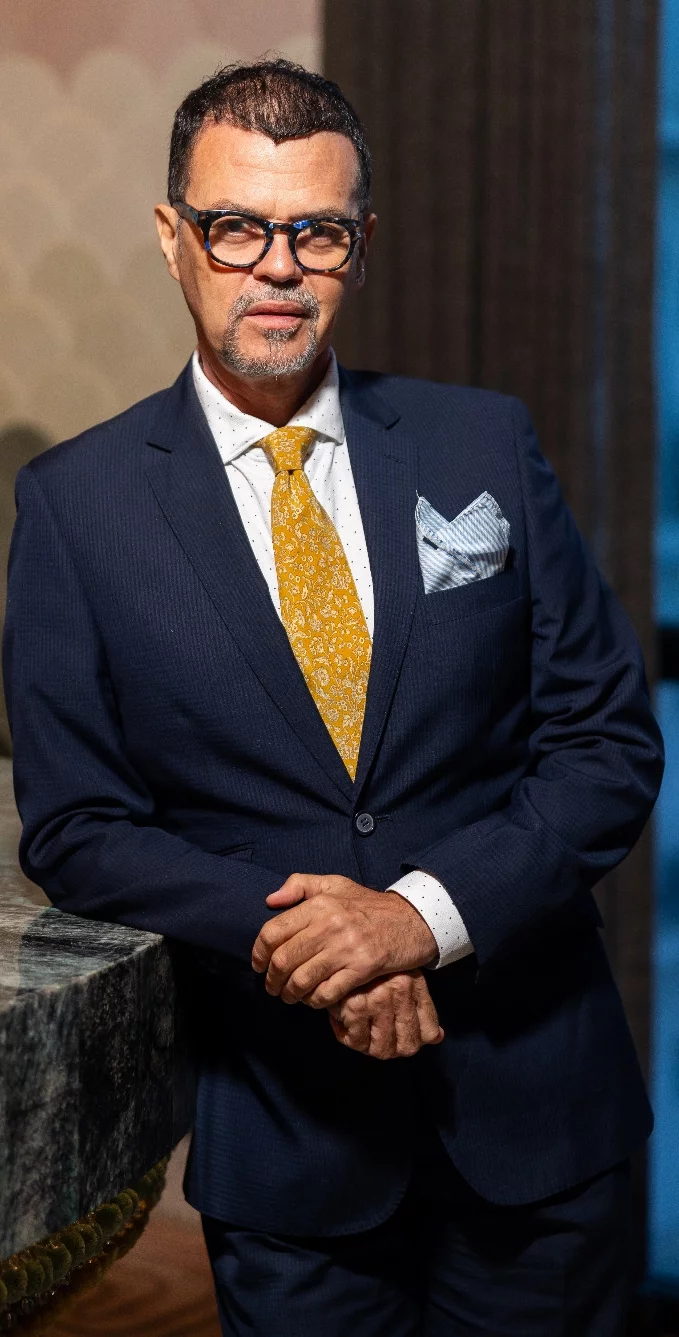 Sócrates Mckinney, organizador del evento para parejas.