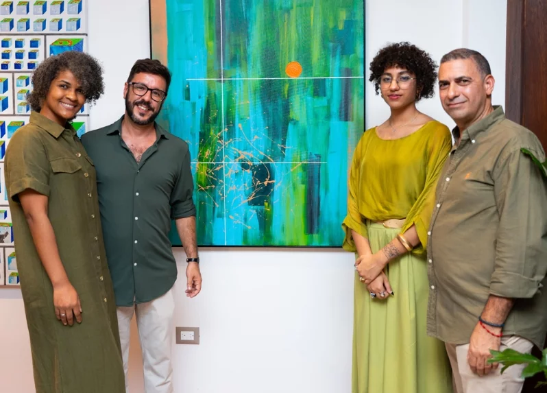 Ejecutivos y colaboradores celebraron junto a clientes en una fiesta memorable.