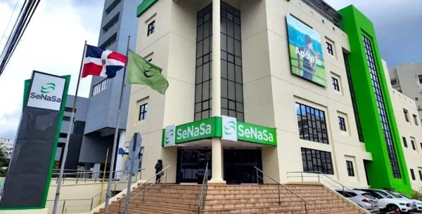 El presidente Luis Abinader  y otros sectores condenan los supuestos actos de corrupción en la aseguradora del Estado.